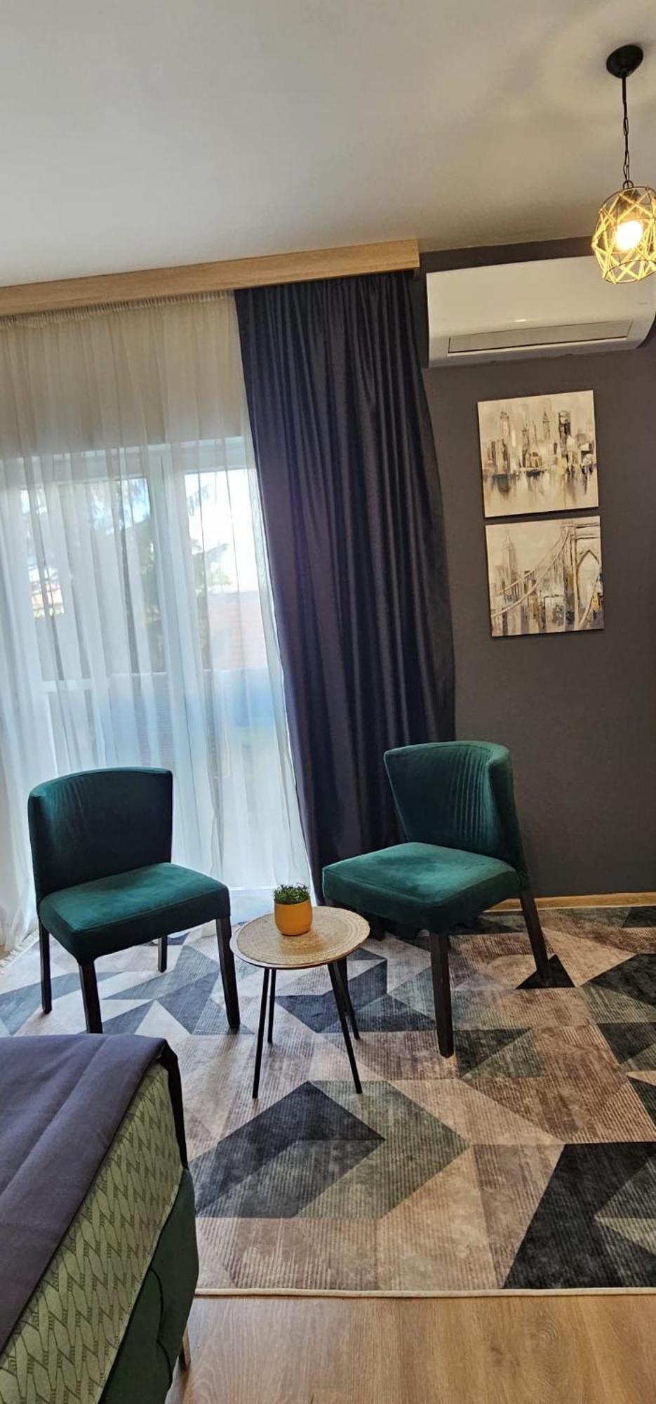 Apartmani Blue I Green بوغوينو المظهر الخارجي الصورة